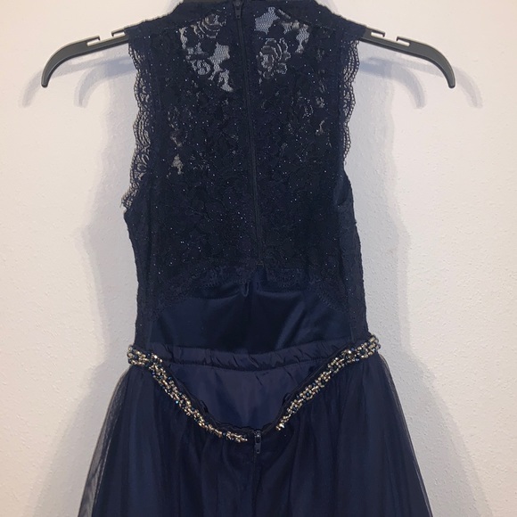 Party/Homecoming dress size 1 - Picture 3 of 5